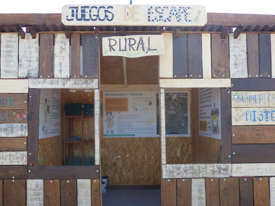 Puentedura Hotel Albergue Bioclimatico Sabinares Del Arlanza מראה חיצוני תמונה