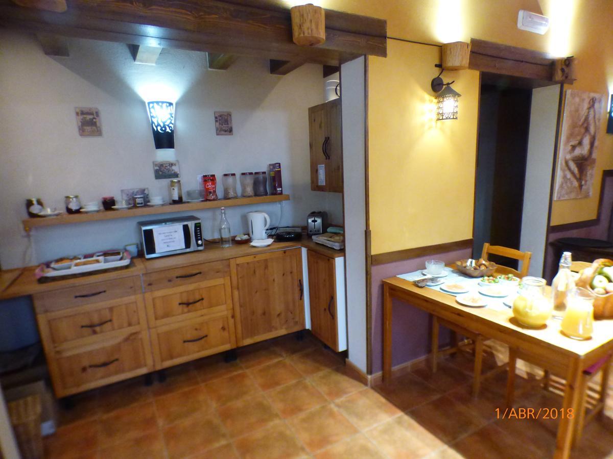 Puentedura Hotel Albergue Bioclimatico Sabinares Del Arlanza מראה חיצוני תמונה
